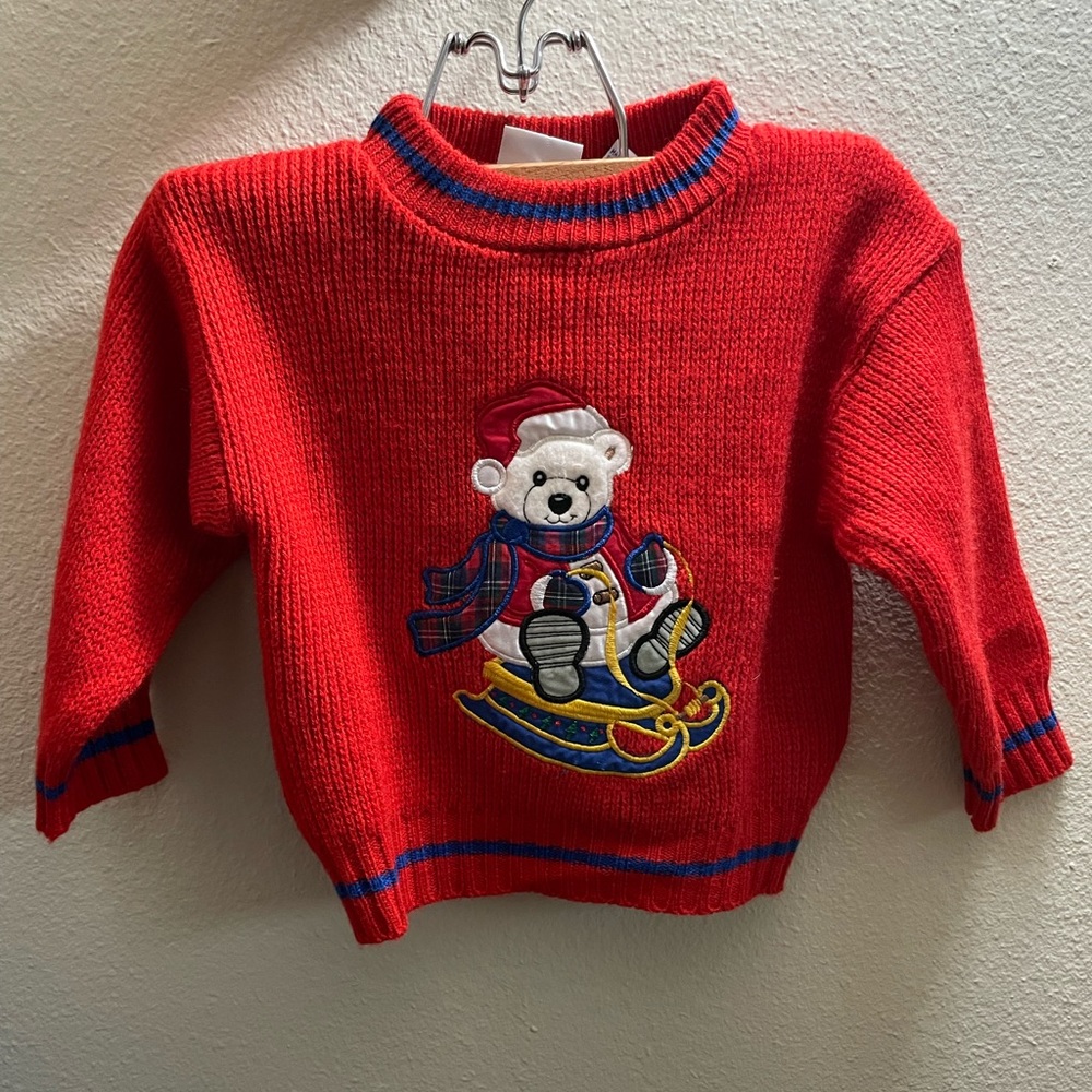 Tricycle knit sweater 🎄
